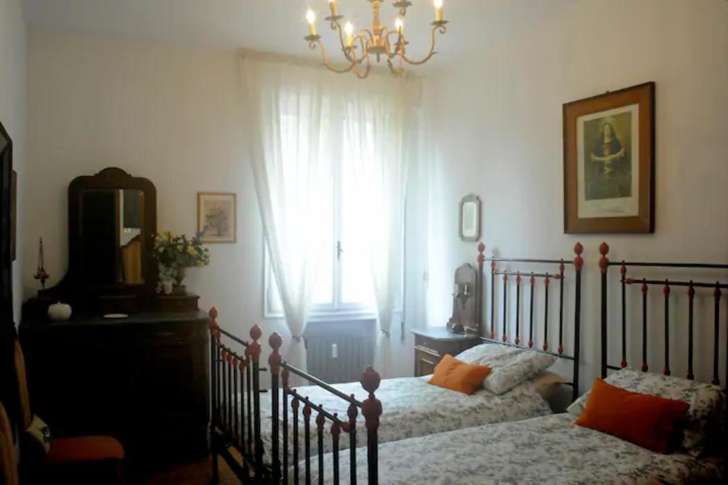 Charming Flat With Terrace Over The Canal Lägenhet Venedig Exteriör bild